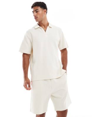 Jack & Jones textured open neck polo shirt and shorts set in off white