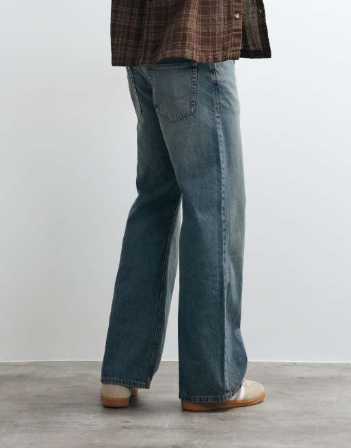 Jack & Jones Toby flare jeans in washed light blue, 3 of 5