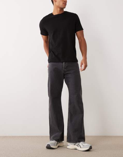 Jack & Jones – Toby – Schlagjeans aus Denim in Schwarz - view 1