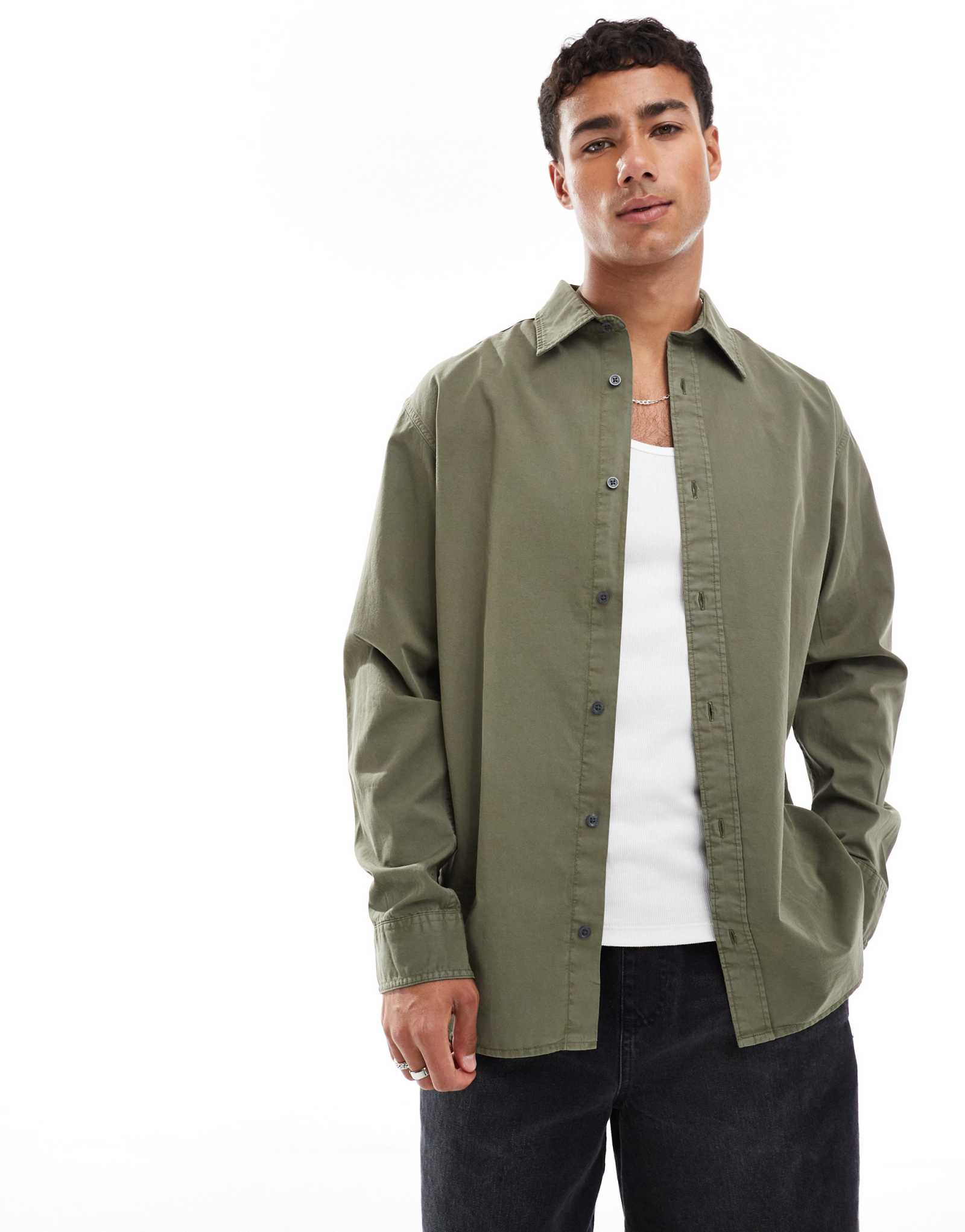 Выстиранная рубашка Jack &Jones зеленого цвета хаки