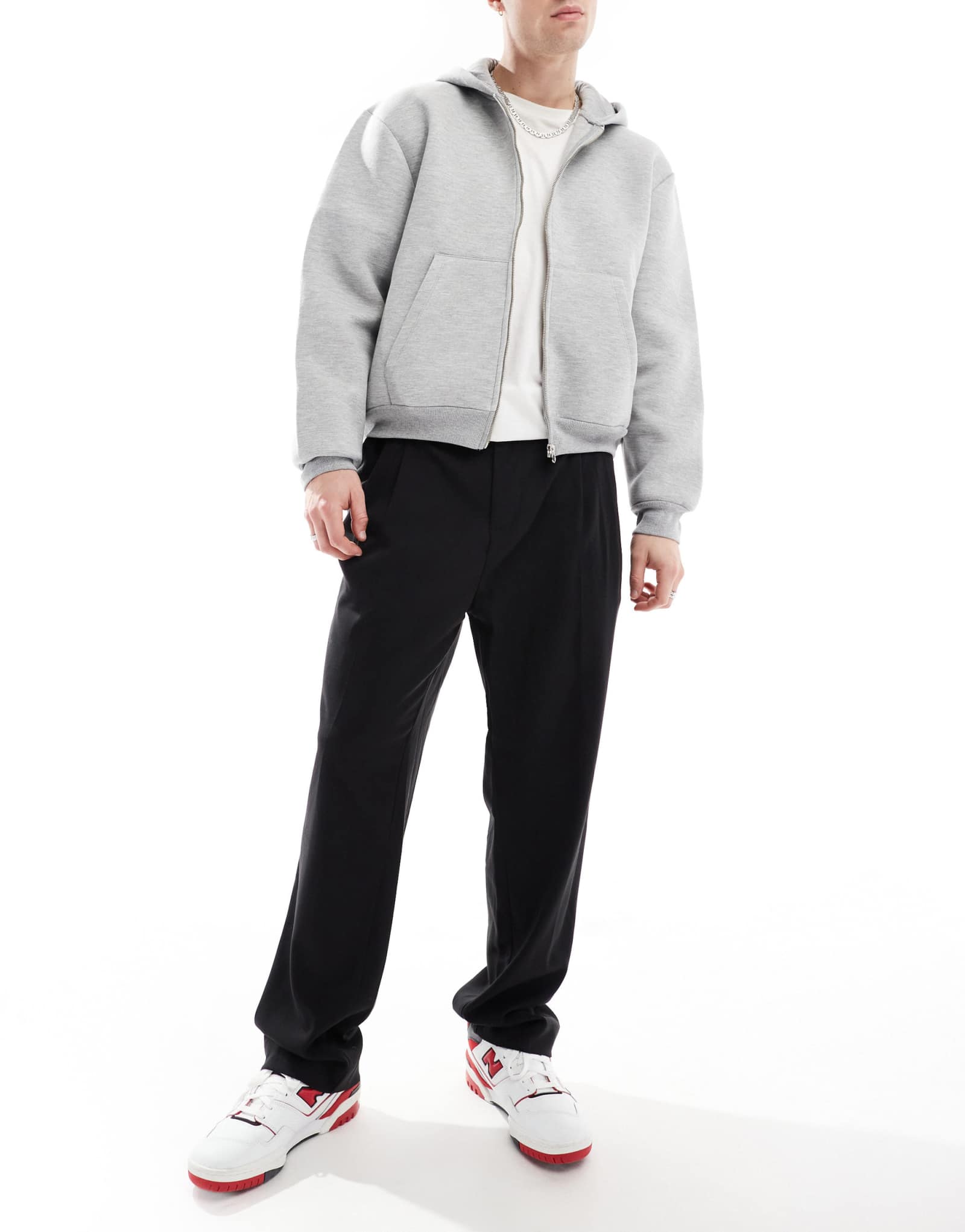 Элегантные брюки Jack &Jones с широкими складками спереди черного цвета 