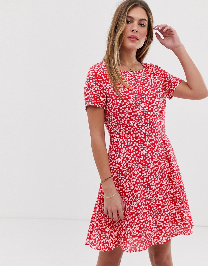 Jack Wills Merriden fit and flare dress in floral-Red
