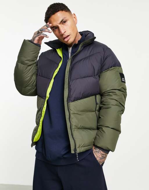 Jack Wolfskin 365 Fearless Down puffer jacket in green | ASOS