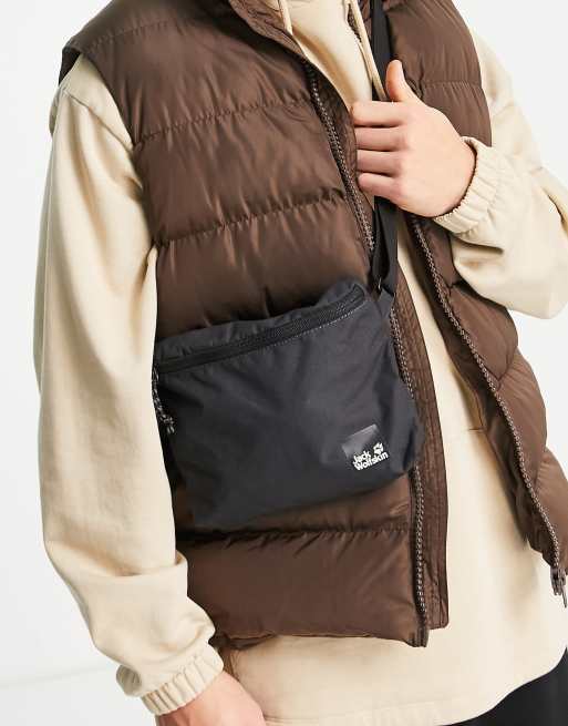 Jack orders wolfskin pouch