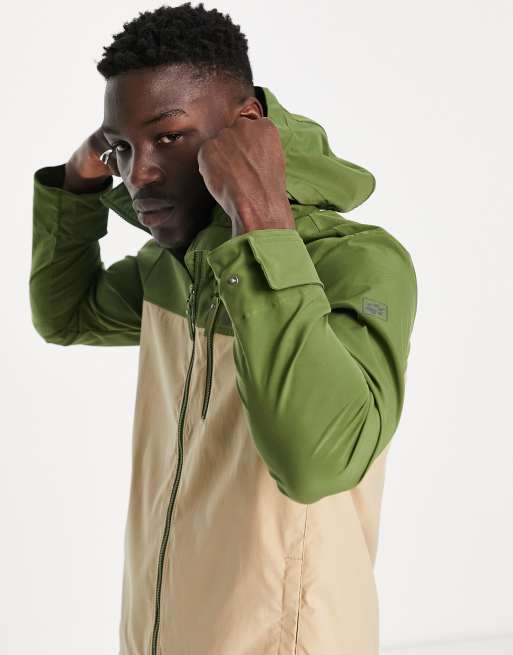 Jack Wolfskin Desert windbreaker jacket in khaki ASOS