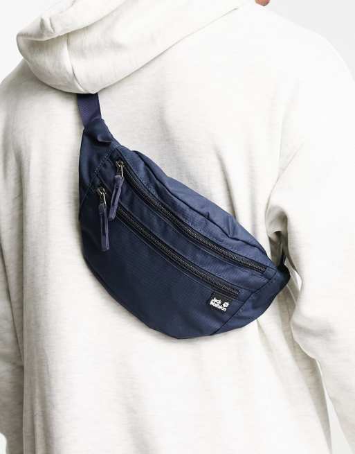 Editor boter concept Jack Wolfskin Hokus Pokus bumbag in navy | ASOS