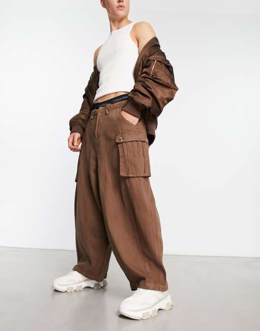 Jaded London OVERSIZED PARACHUTE PANTS - Cargo trousers - brown