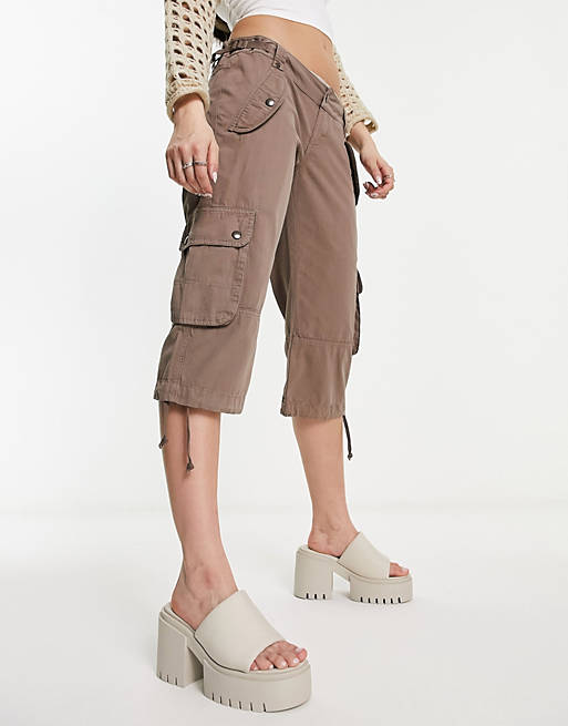 Jaded London low rise cargo shorts in taupe
