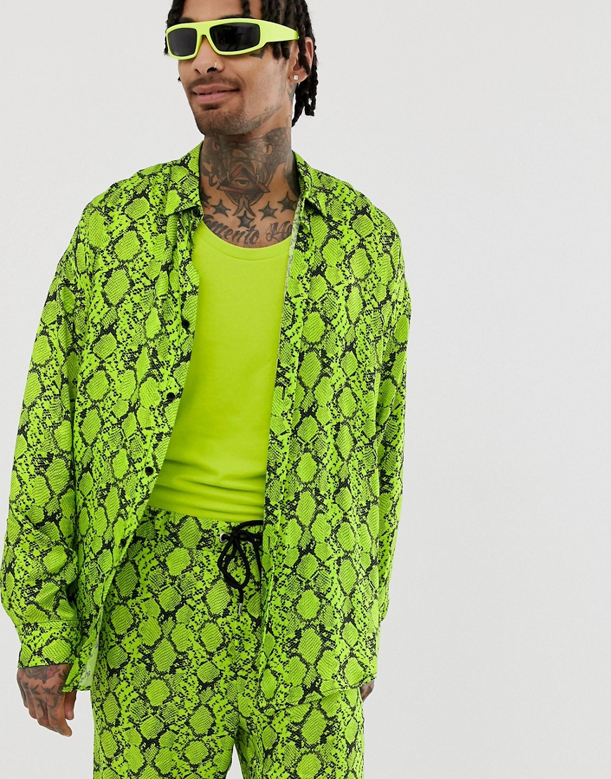 Jaded London – Neongrön ormskinnsmönstrad satinskjorta