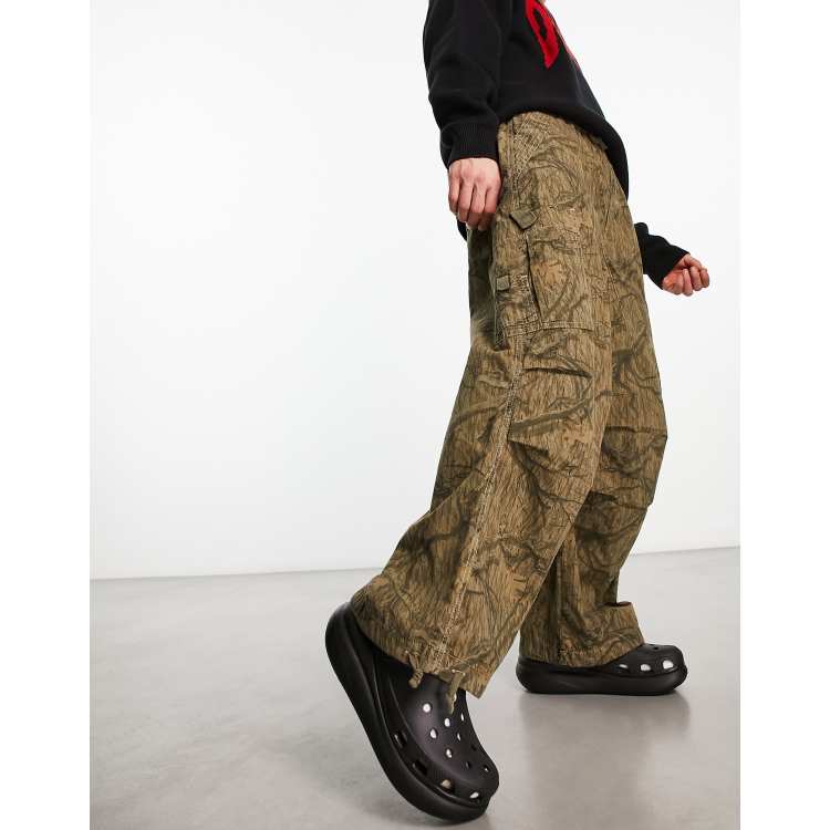 Jaded London Realtree camo parachute pants in green