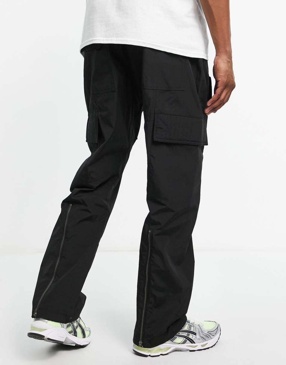 Obey division cargo pants in brown