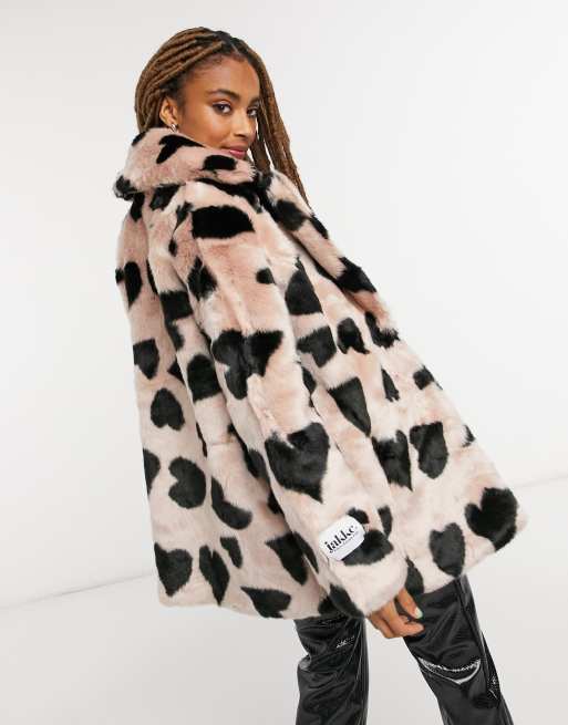 Black and white shop spotted fur coat