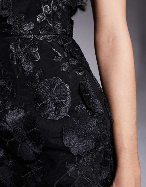 Jarlo - Carmen 3D - Vestito corto in pizzo nero a fiori allacciato al collo, 3 di 4