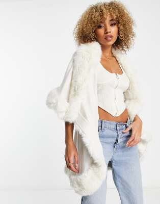 Jayley double layer faux fur trim cape in cream-White