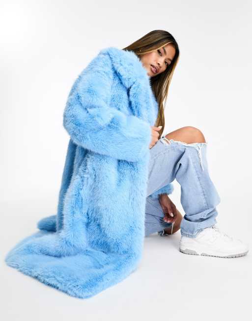 Baby blue shop fluffy coat