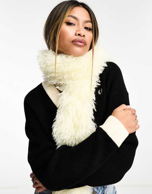 White fluffy hot sale scarf