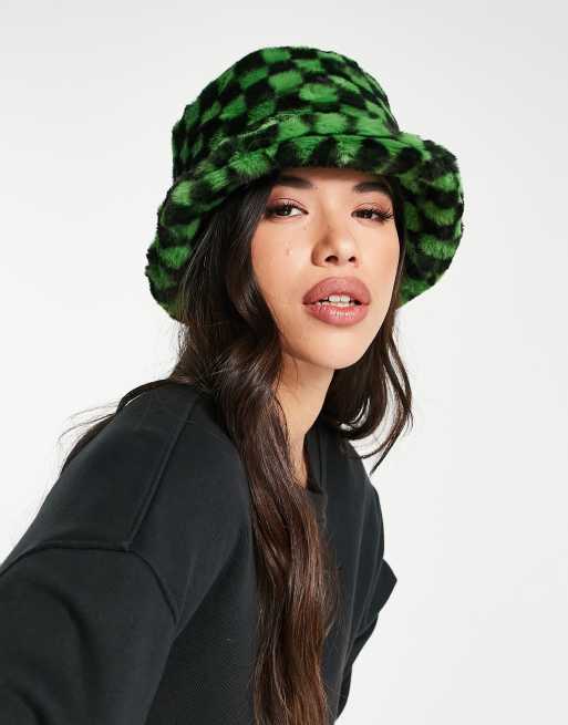 Jayley - Geruite bucket hat van imitatiebont in groen 