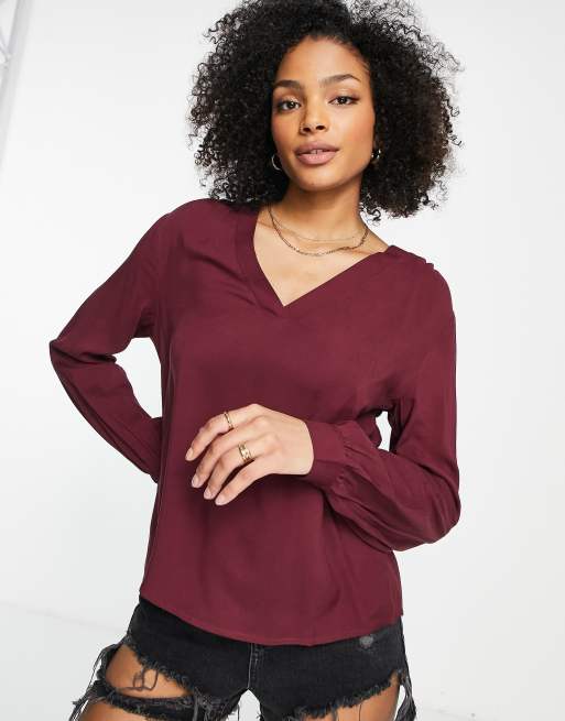 JDY aros v neck blouse in burgundy 