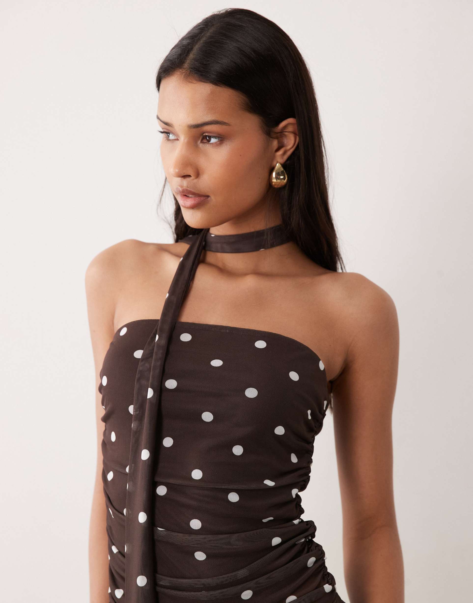 jdy bandeau top with scarf detail in brown polka dots
