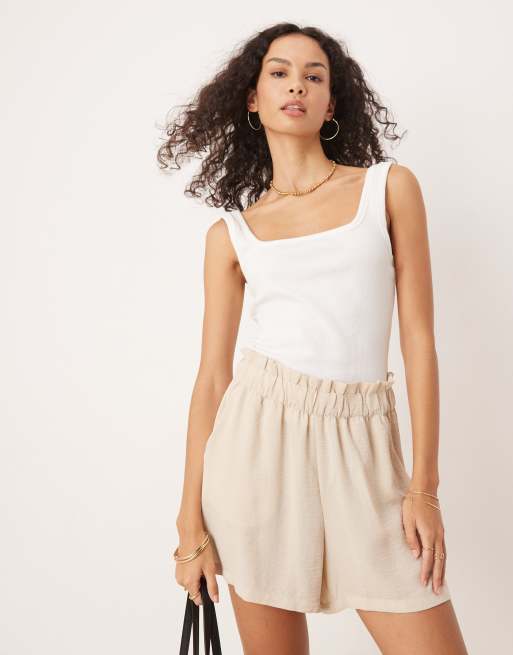 JDY – Beige shorts med paper bag-midja, 2 av 5