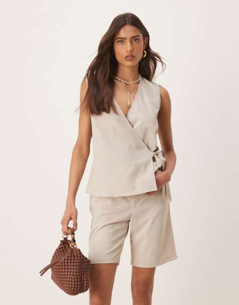 JDY wrap waistcoat in beige