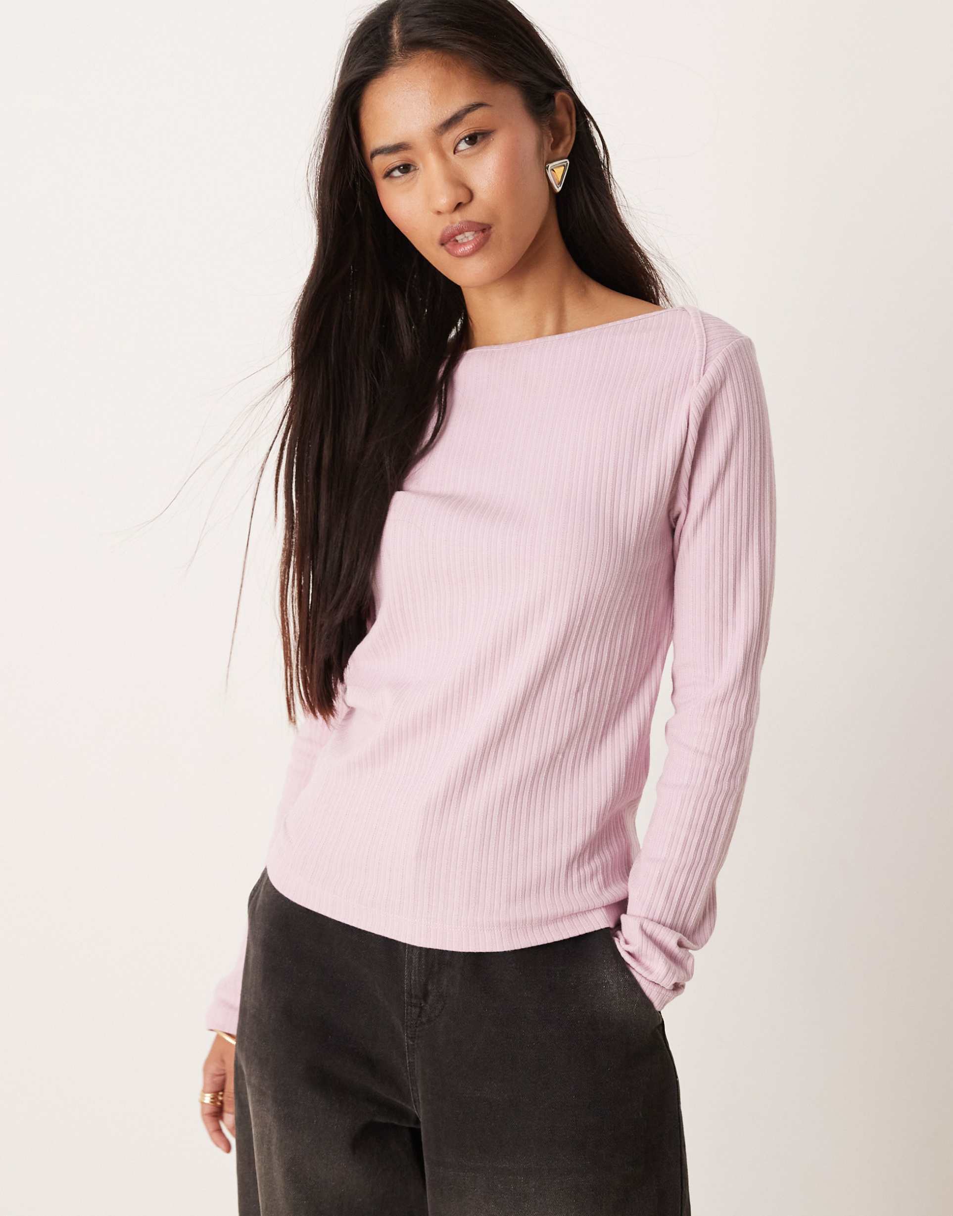 jdy boatneck ribbed top in pink