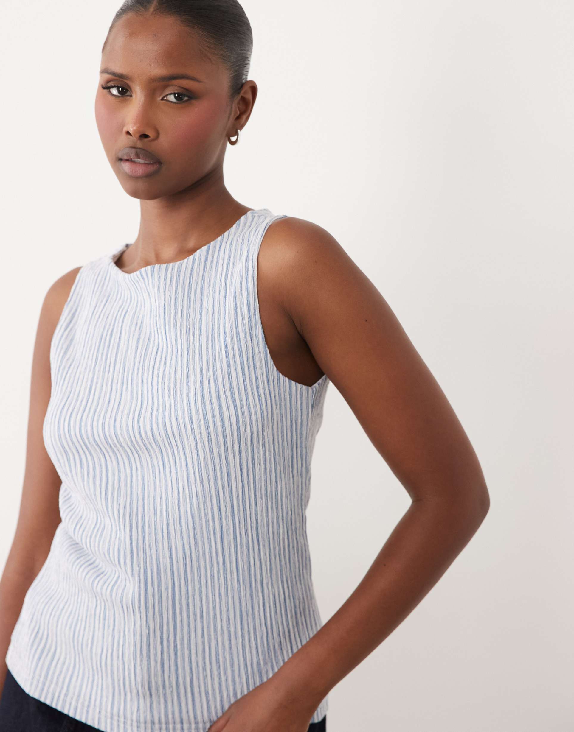 jdy boatneck top in blue stripes