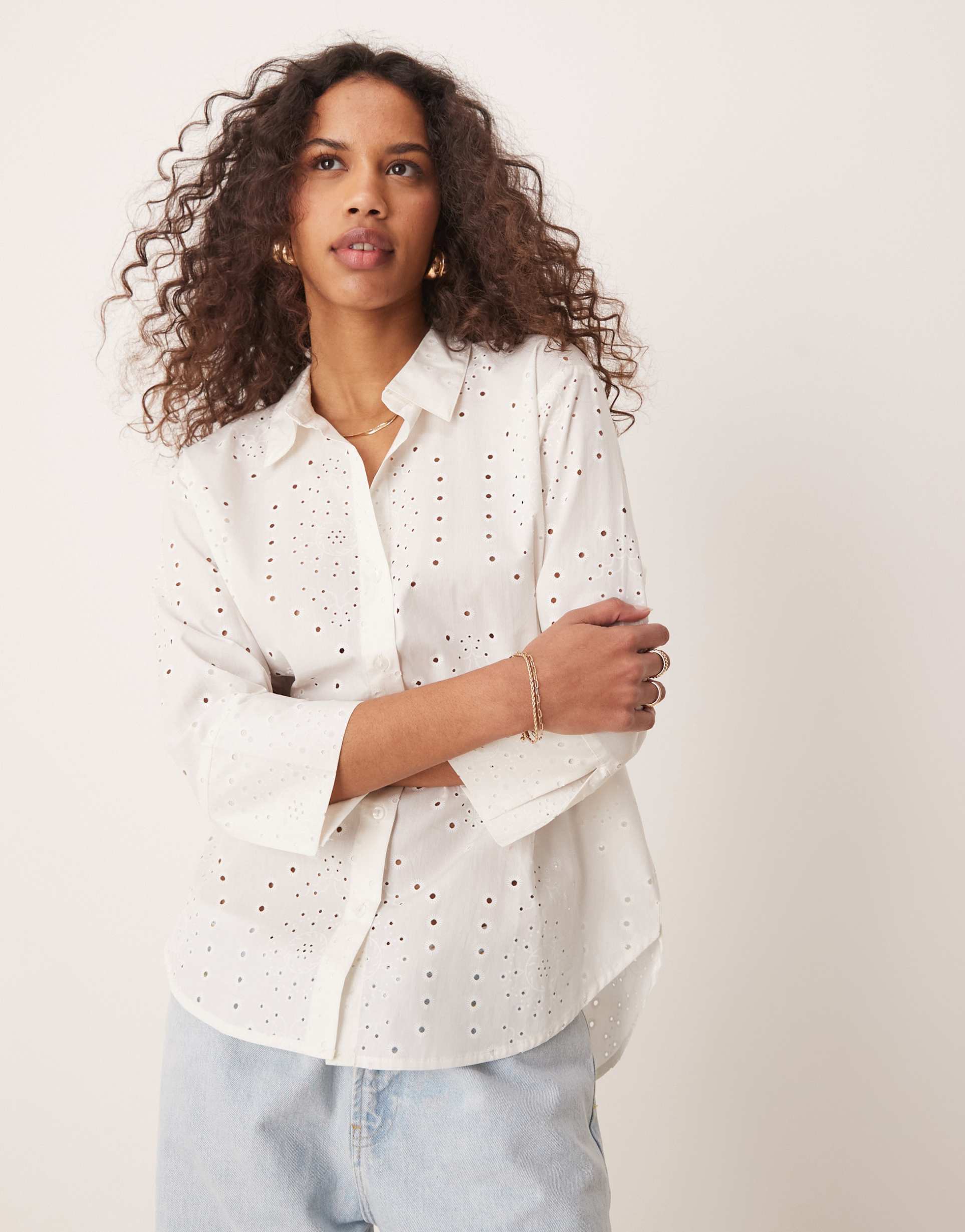 jdy boxy fit embroidered shirt in white