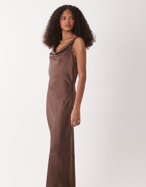 JDY - Brun maxikjole i satin med vandfaldsudskæring, 4 af 4