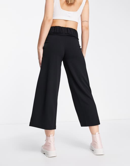 JDY button detail cropped culottes in black, 4 of 4