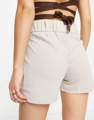 Jdy Button Detail Tailored Shorts In Gray