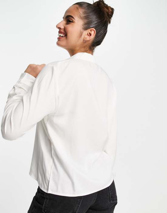 https://images.asos-media.com/products/jdy-button-through-shirt-in-white/10144355-2?$n_550w$&wid=550&fit=constrain