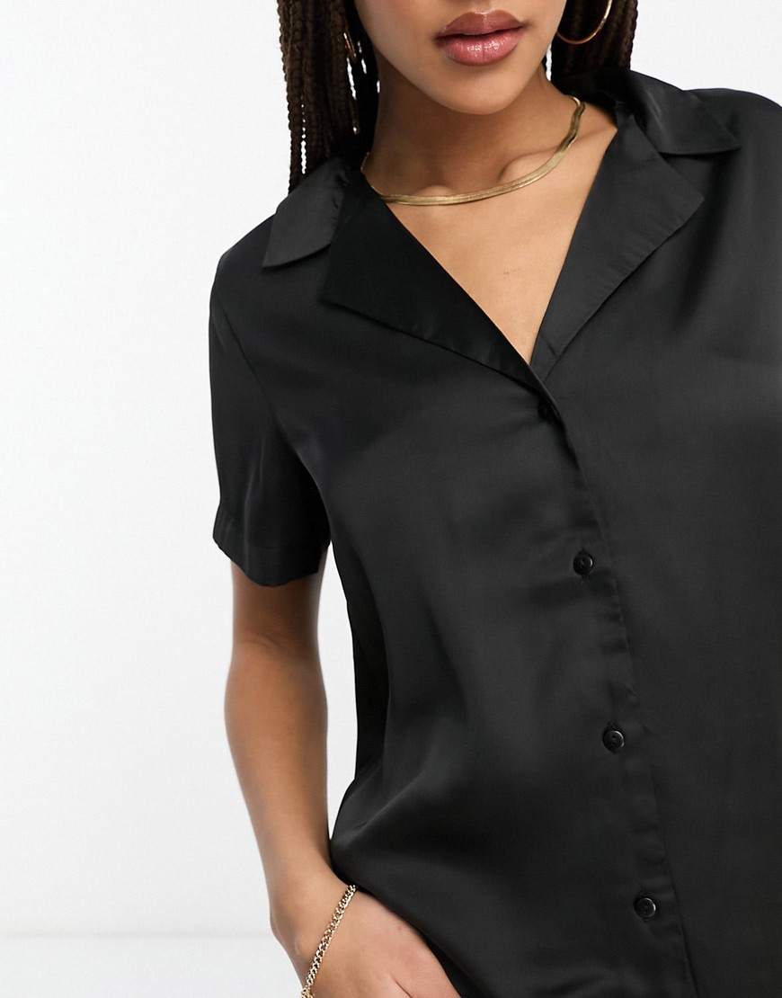Camicia taglio corto nera in raso-Black - JDY Camicia donna  - immagine1