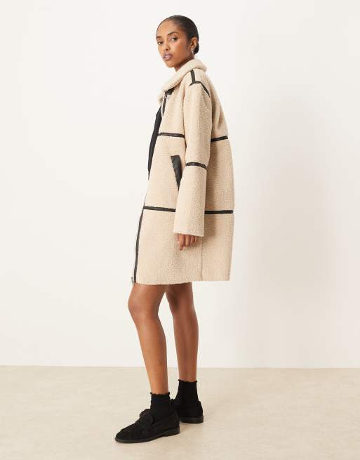 JDY - Cappotto in pile borg color crema con profili a contrasto, 2 di 4