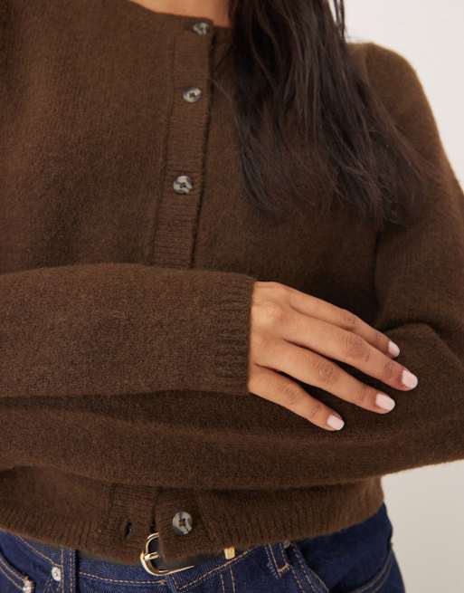 JDY – Cardigan in Dunkelbraun mit Wollanteil und Rundhalsausschnitt, 3 von 4