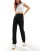 Thumbnail 1 van 5