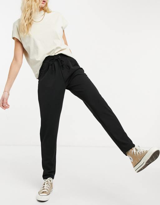 JDY - Catia - Pantaloni sartoriali slim neri con risvolto