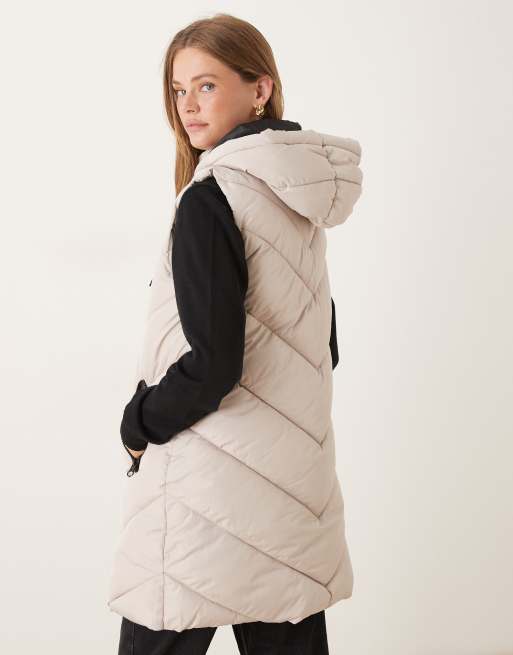 JDY chevron padded longline hooded vest in stone, 4 of 4