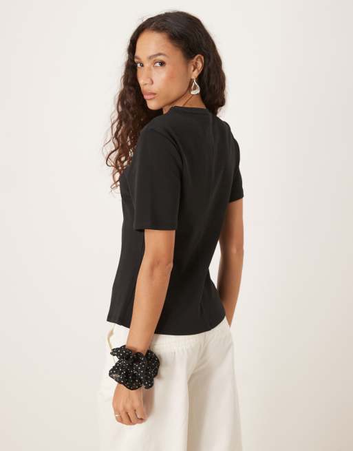 JDY cinch waist t-shirt in black, 3 of 4