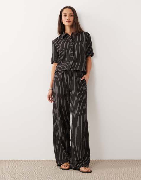 JDY - Conjunto marrón a rayas de pantalones de pernera ancha y camisa de corte cuadrado de tejido ligero - view 1