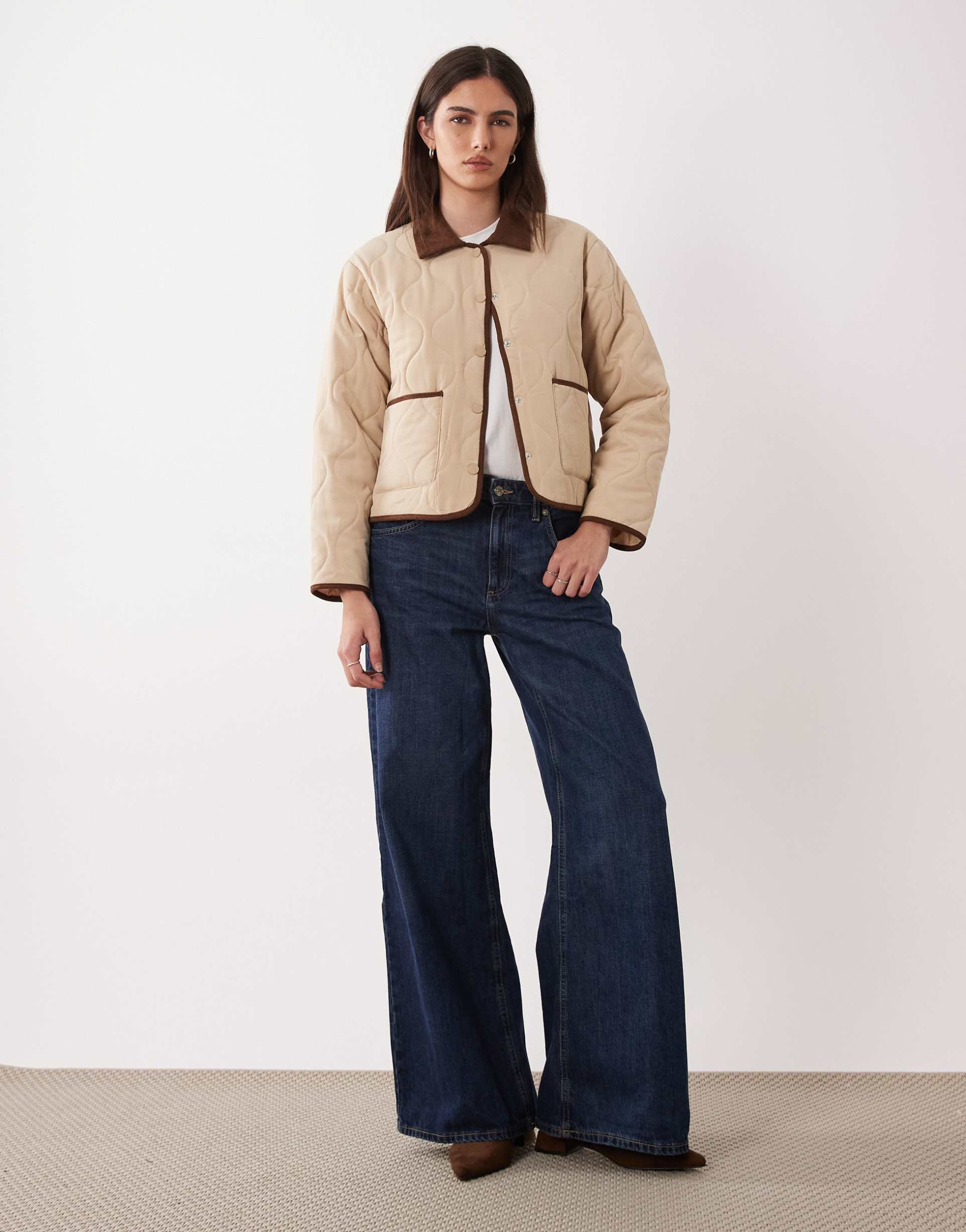 jdy contrast detailing quilted jacket in beige