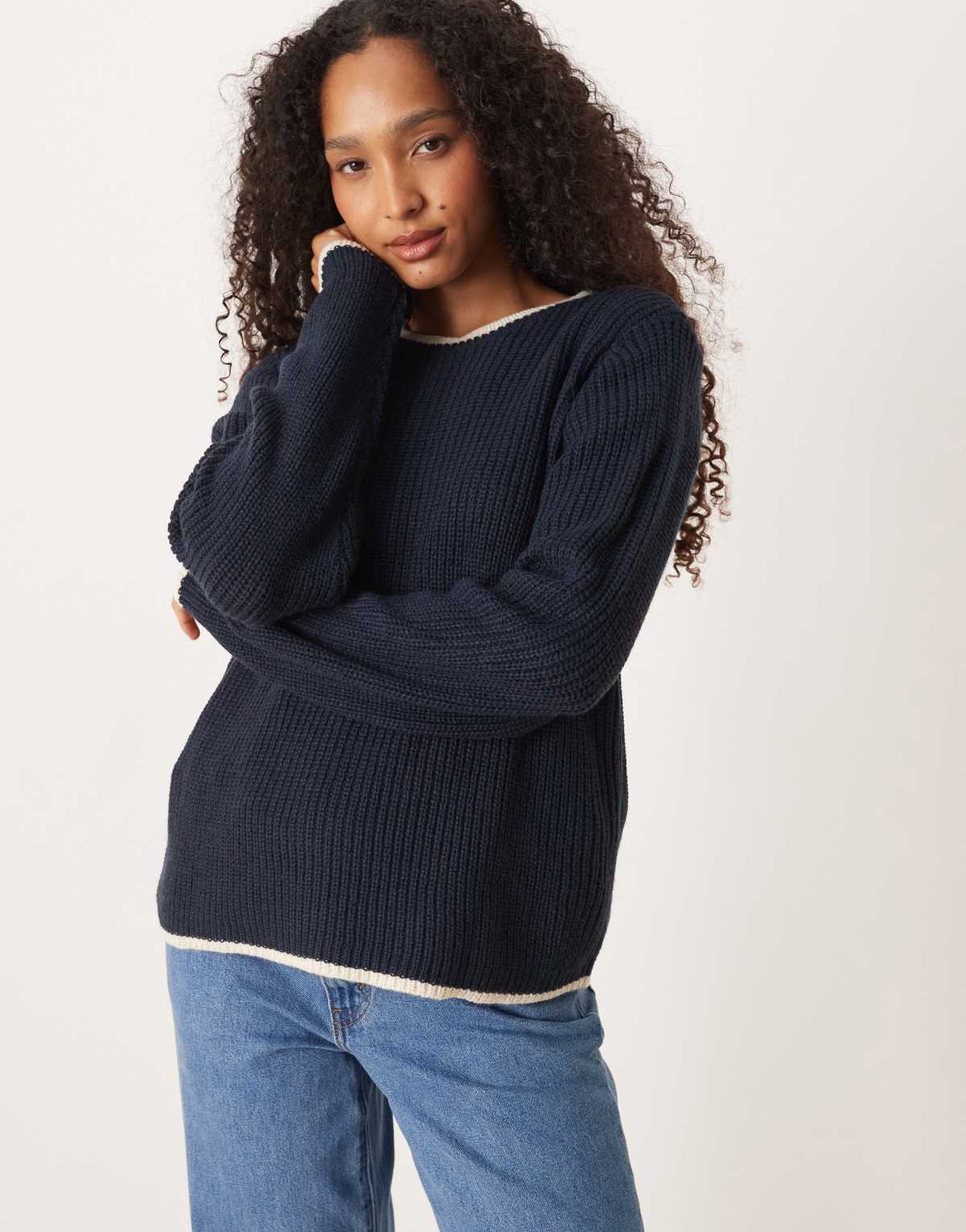 JDY contrast piping jumper in navy