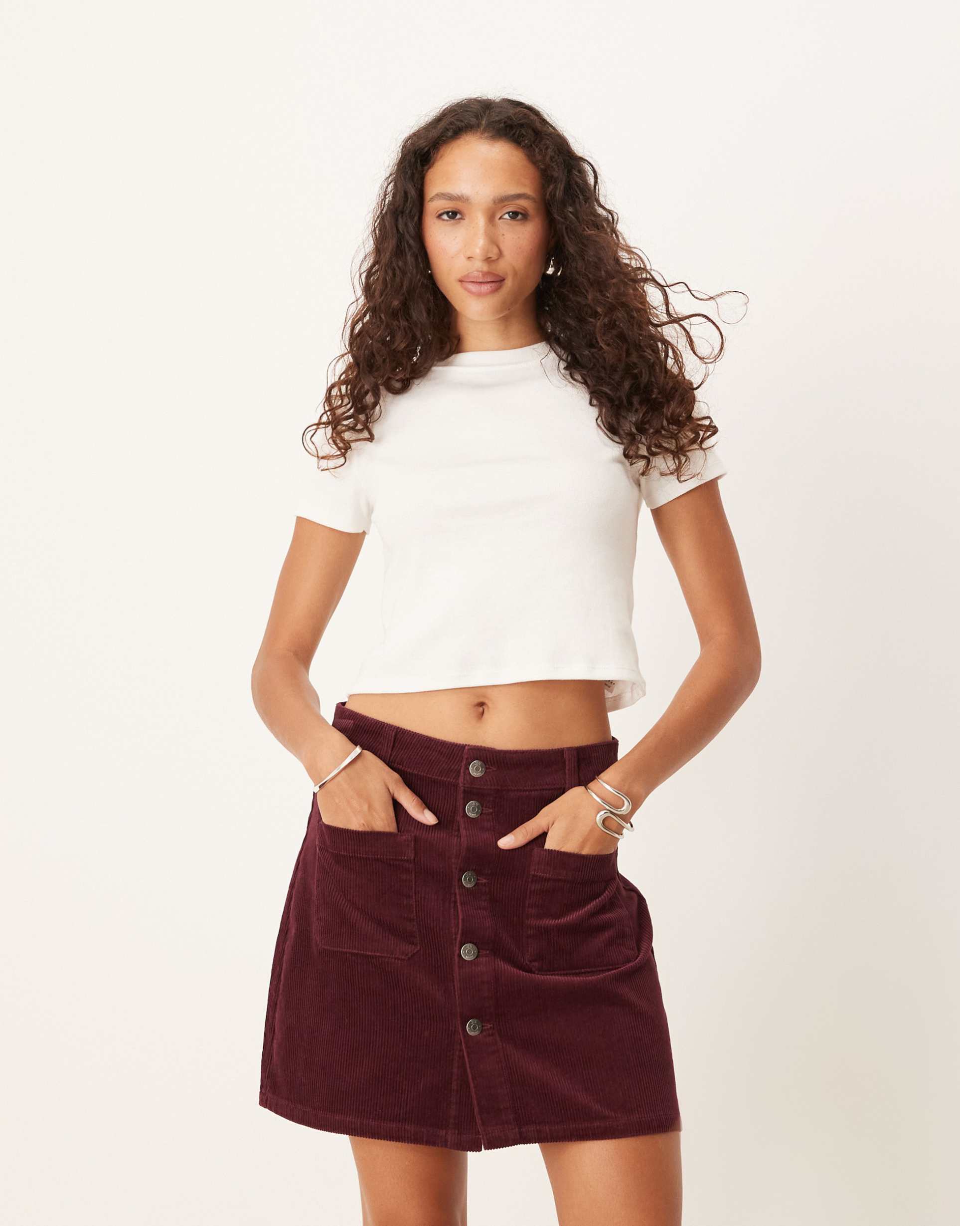 jdy cord button through mini skirt in burgundy