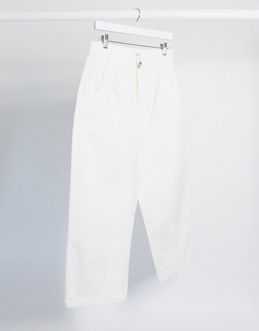 JDY cropped trousers in white