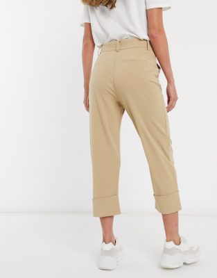 tan cropped trousers