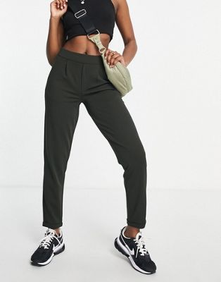 JDY delicious ankle grazer trousers in black
