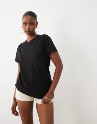 Jdy Drop Shoulder Asymmetric Top In Black