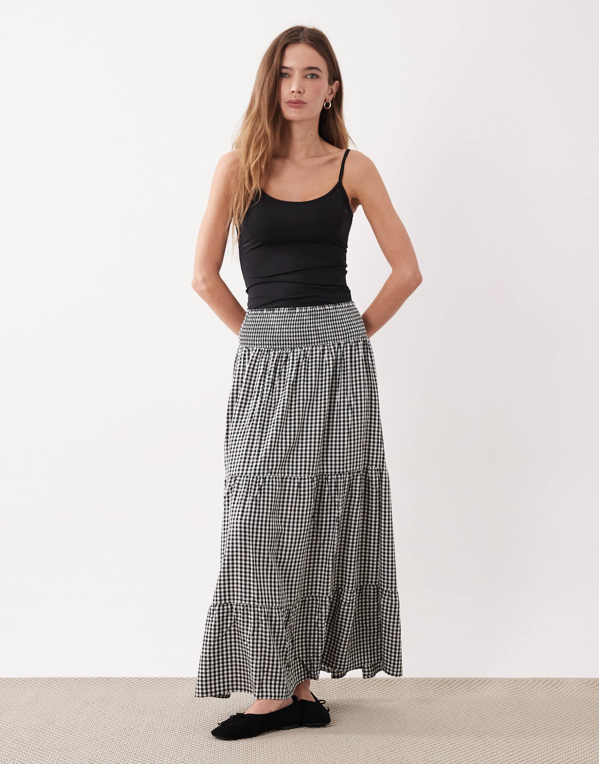 jdy drop tiered hem maxi skirt in black gingham