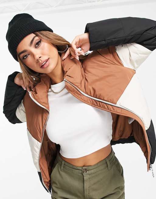 JDY erin color block short puffer jacket in black