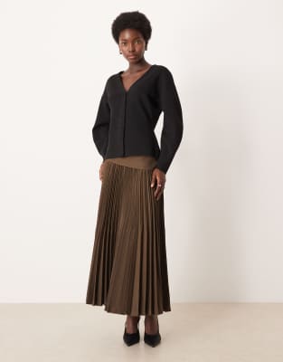 JDY - Figurbetonte Strickjacke in Schwarz